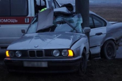 В Бресте водитель BMW врезался в столб